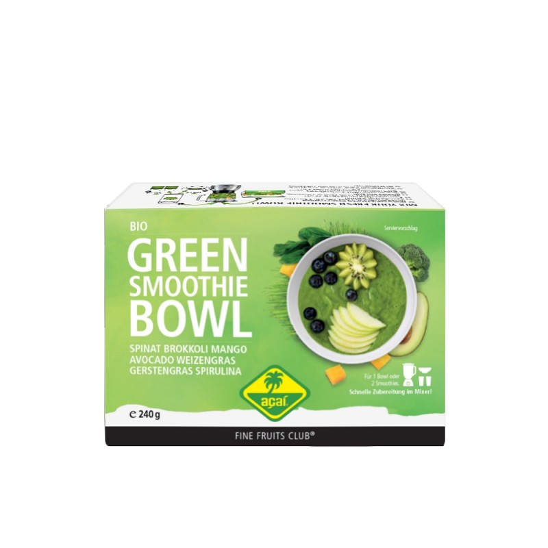 sadje in zelenjava v zeleni mešanici polni vitaminov in mineralov